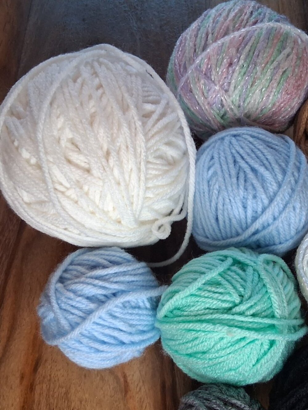 Assorted Yarn Lot 9 Balls Pastels Shimmer Neutrals Craft De-Stash - Picture 2 of 6